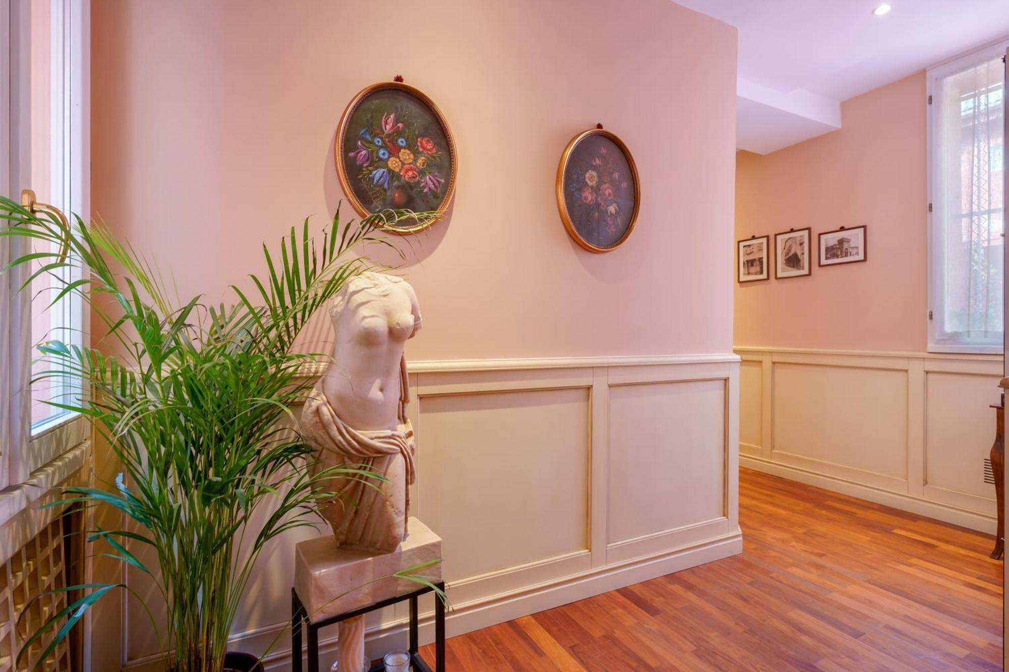 ホテル Casa Miramonte ボローニャ エクステリア 写真